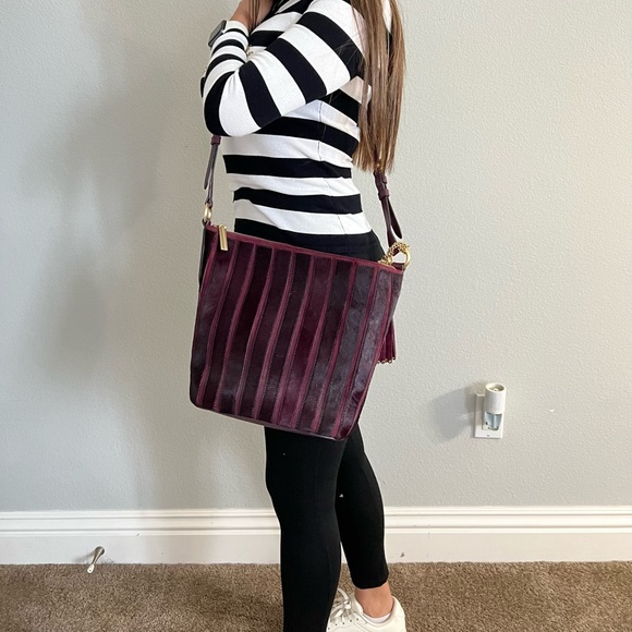 Michael Kors MK Plum rabbit fur bag - Picture 7 of 7